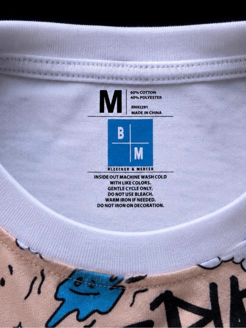 Bleecker & Mercer All-Over Print Tee - Size M - NWT - Picture 4 of 4
